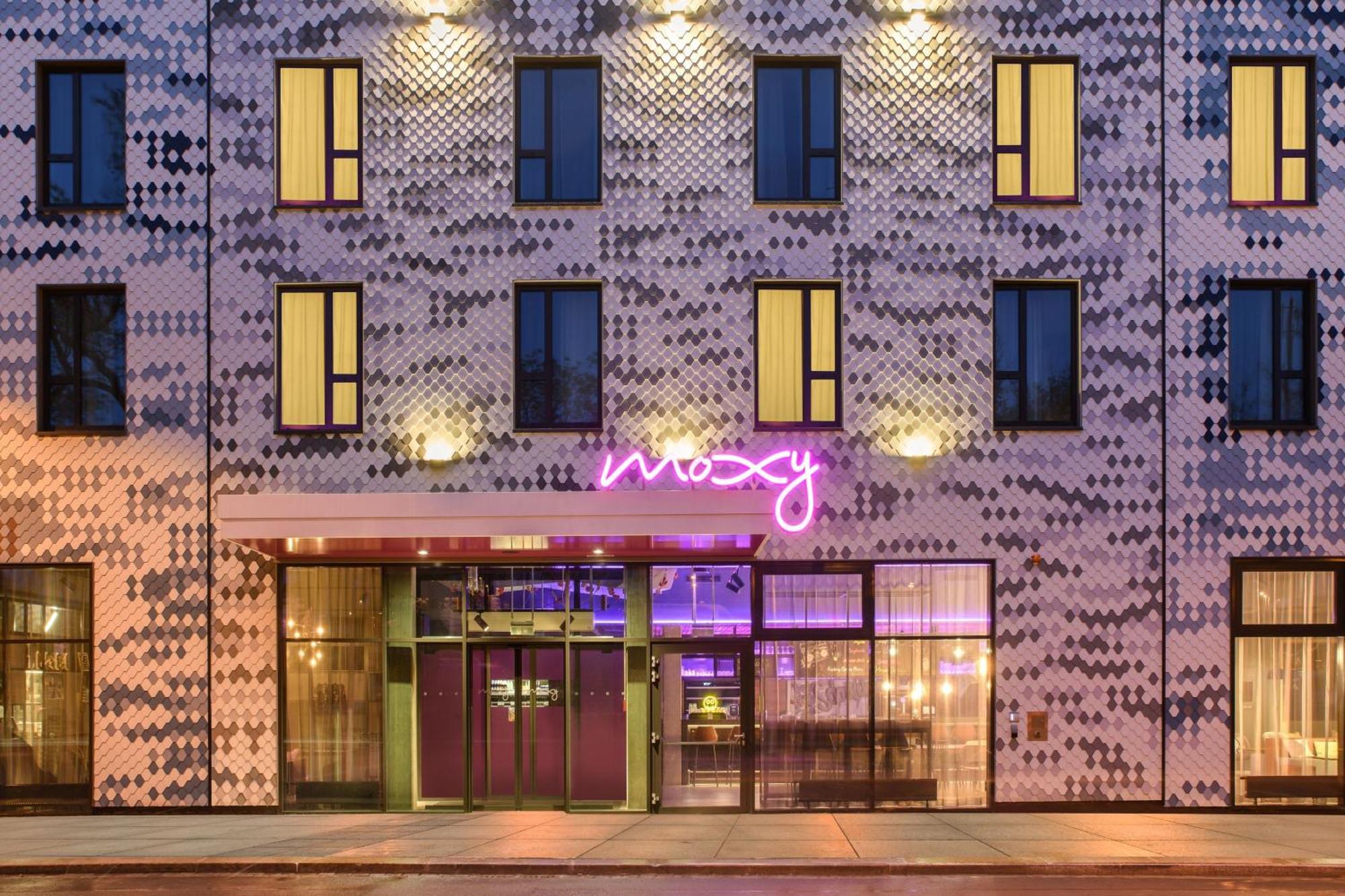 Moxy Neustadt 3*